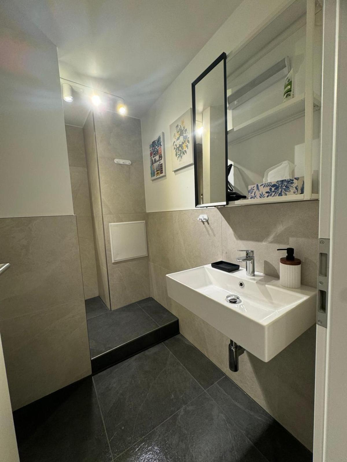 Apartment Place On Marienplatz 2 Schlafzimmer 70 Qm Jennifer *